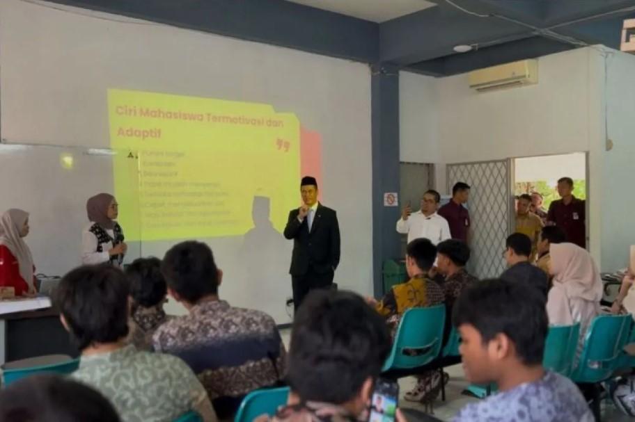 Menteri Pertanian Ajak Mahasiswa Unhas Berani Bermimpi Besar di Program Balance 2025