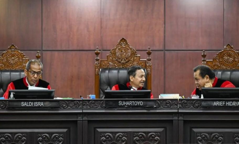 Arief Hidayat Tegaskan Tetap Mengabdi di Bidang Hukum Usai Pensiun dari MK