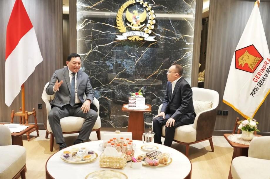 Dasco Sambut Menhan Sjafrie di DPR, Bahas Isu Nasional dan Jaga Soliditas