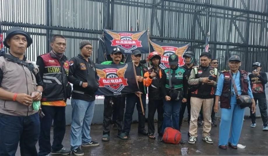 Perwakilan Ojol Diterima DPR, Ribuan Massa Gelar Aksi Suarakan Tujuh Tuntutan