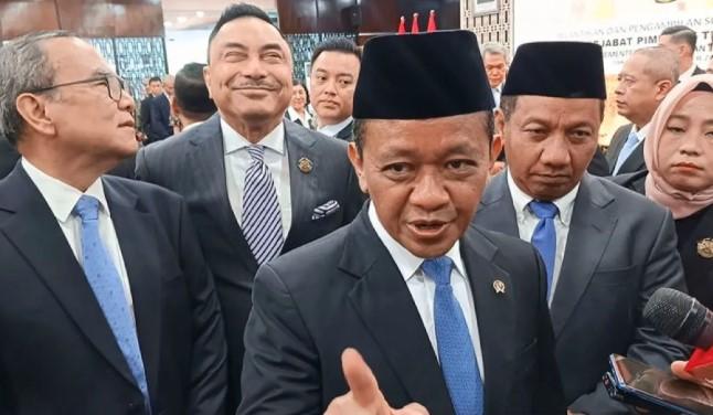 Menteri ESDM Dorong SPBU Swasta Kolaborasi dengan Pertamina untuk Atasi Kelangkaan BBM
