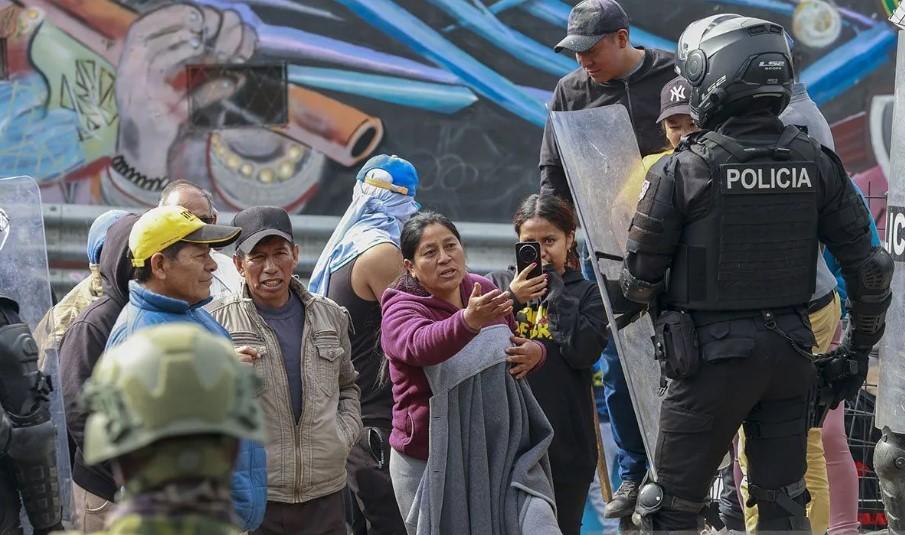 Presiden Ekuador Umumkan Keadaan Darurat di Tujuh Provinsi akibat Aksi Mogok Transportasi