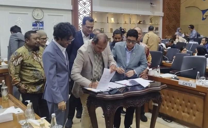 DPR Tambah 12 RUU Baru, Prolegnas Prioritas 2025 Kini Jadi 52 RUU