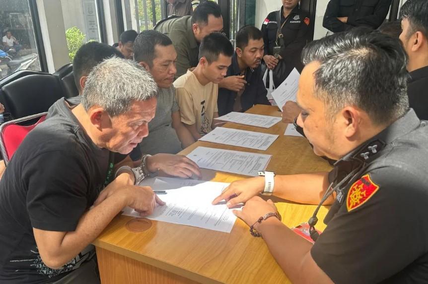 Kejari Batam Terima Pelimpahan Enam Tersangka Kasus Penyelundupan 2 Ton Sabu dari BNN