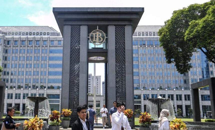 Modal Asing Keluar Rp8,12 Triliun, Rupiah Melemah ke Rp16.550 per Dolar AS