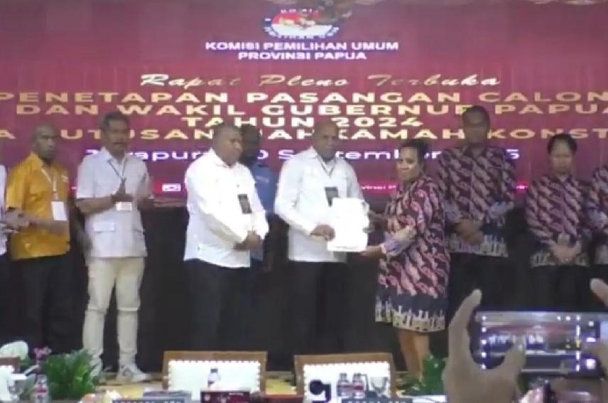 KPU Papua Tetapkan Matius Fakhiri–Aryoko Rumaropen sebagai Gubernur dan Wakil Gubernur Terpilih