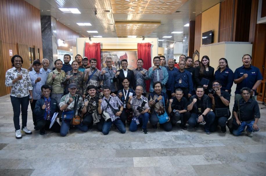 Anugerah Jurnalistik dan Pameran Foto KWP 2025 Resmi Dibuka, Soroti Peran Jurnalisme dalam Demokrasi