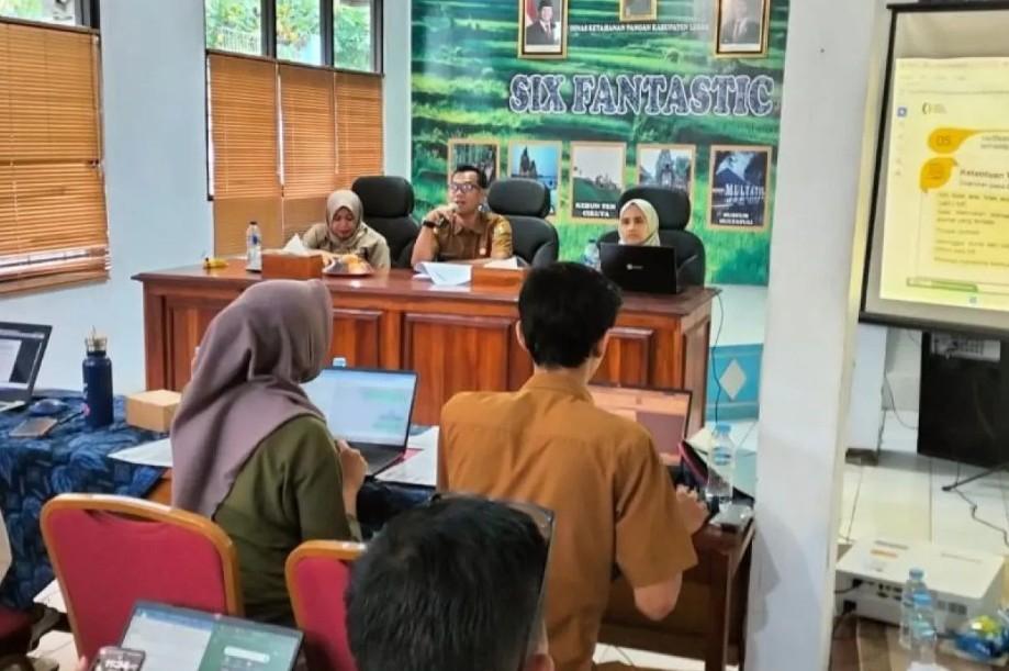 Bapanas Salurkan Bantuan Pangan untuk 2.000 Keluarga Miskin di Lebak