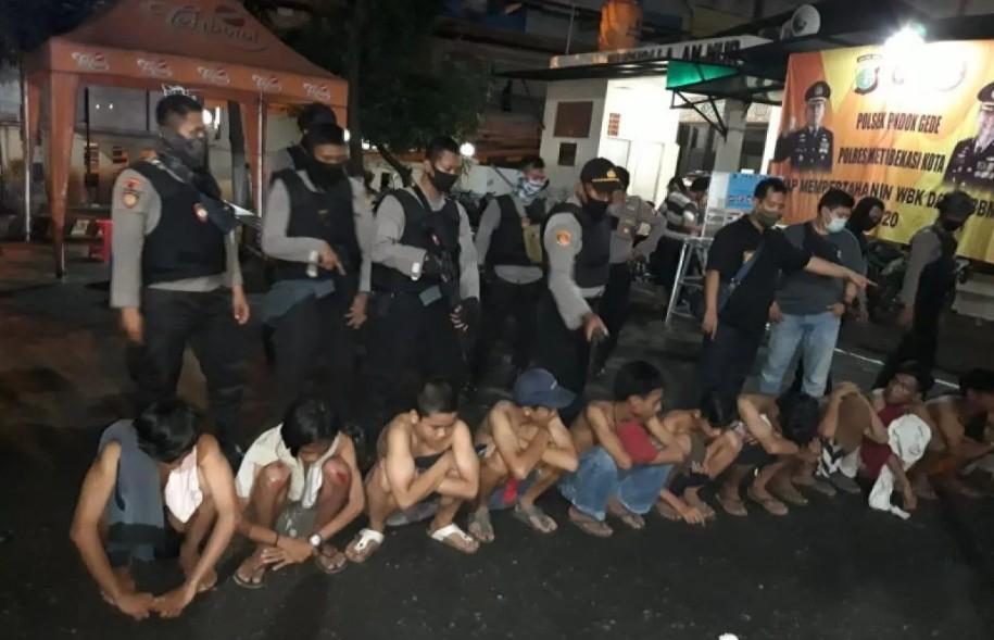 Polisi Ringkus Pelaku Tawuran Berdarah di Bekasi, Dua Remaja Tewas