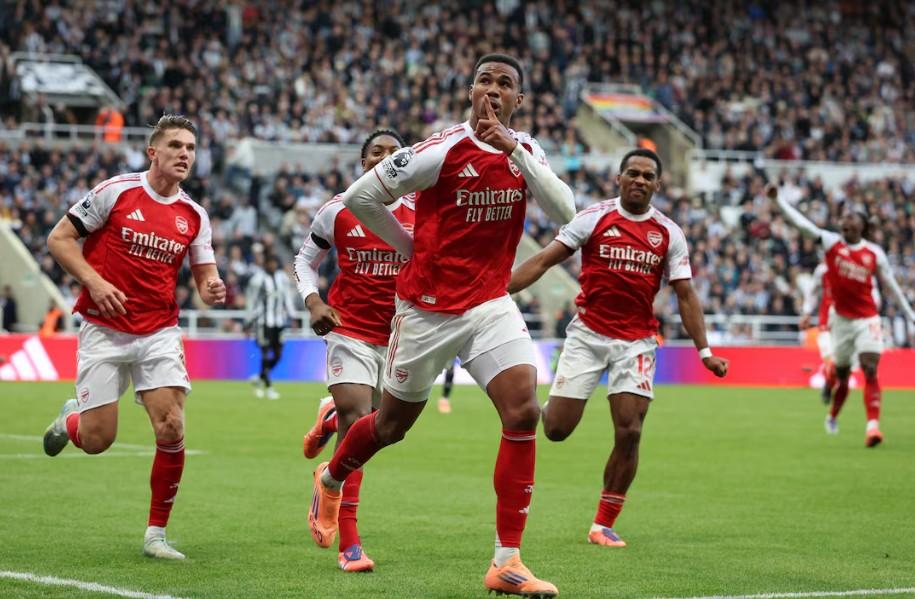 Arsenal Tumbangkan Newcastle Lewat Gol Dramatis Gabriel di Menit ke-96