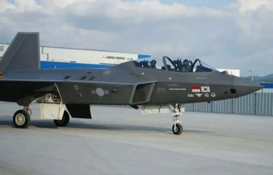 Pilot TNI AU Kolonel Sugiyanto Kembali Uji Terbang Pesawat Tempur KF-21 Boramae di Korea Selatan