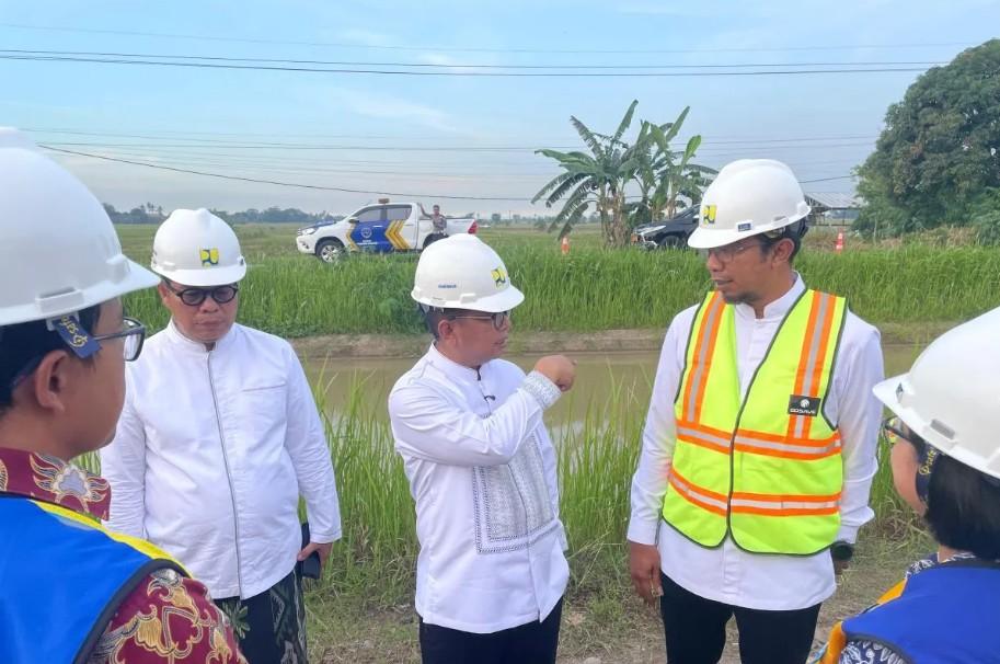 Gubernur Banten Tinjau Normalisasi Sungai Cibanten untuk Kendalikan Banjir
