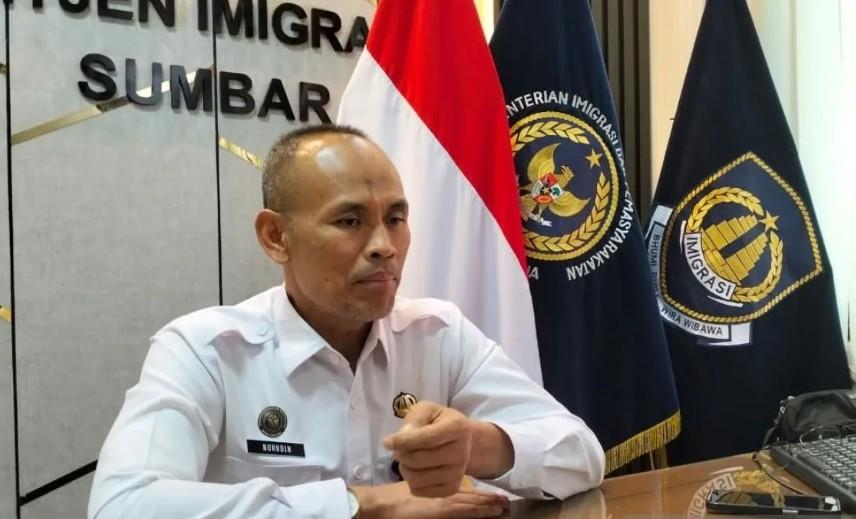 WNA Malaysia Berpeluang Jadi WNI Lewat Jalur Pernikahan, Begini Penjelasan Imigrasi Sumbar