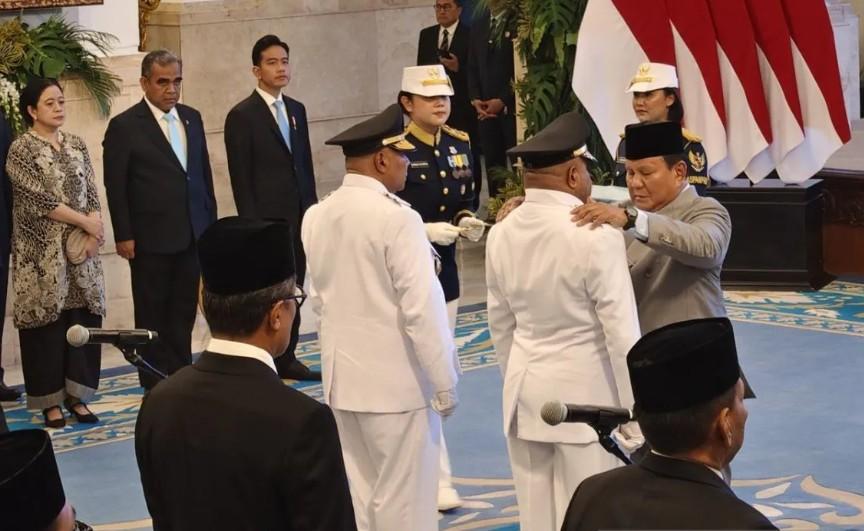 Presiden Prabowo Lantik Matius Fakhiri dan Aryoko Alberto Rumaropen sebagai Gubernur dan Wakil Gubernur Papua 2025–2030