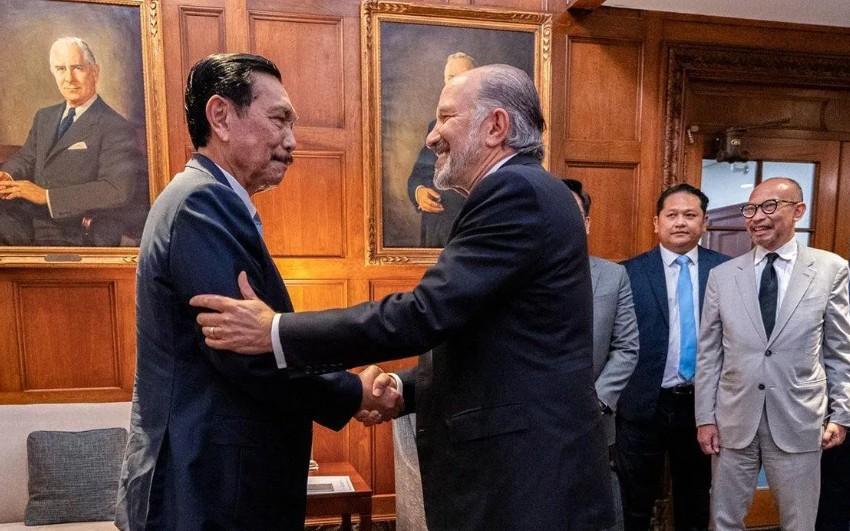 Luhut Bertemu Menteri Perdagangan AS di Washington DC, Bahas Investasi Strategis dan Kesepakatan Tarif Resiprokal