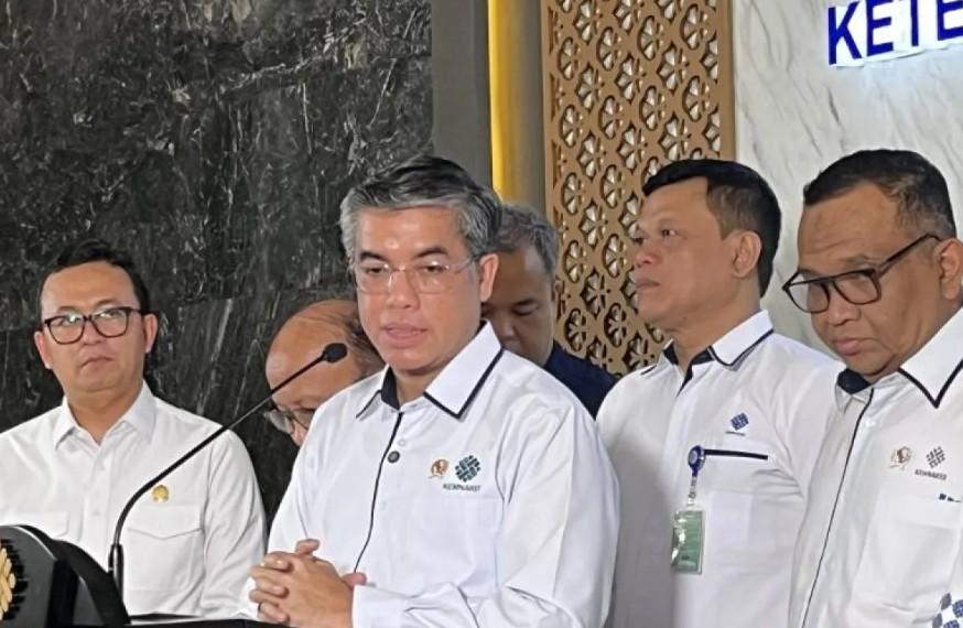 Menaker Tegaskan Tidak Ada Penyaluran Bantuan Subsidi Upah Tahap II pada Oktober 2025