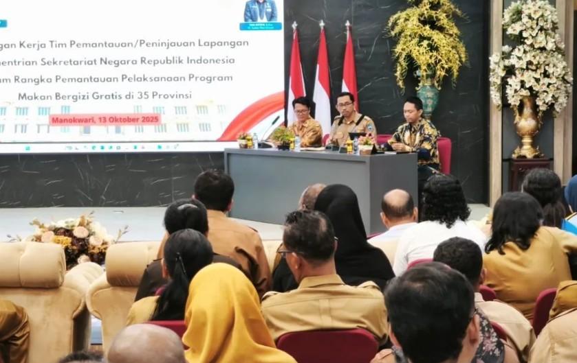Kementerian Setneg Kunjungi Manokwari untuk Himpun Masukan Pelaksanaan Program Makan Bergizi Gratis