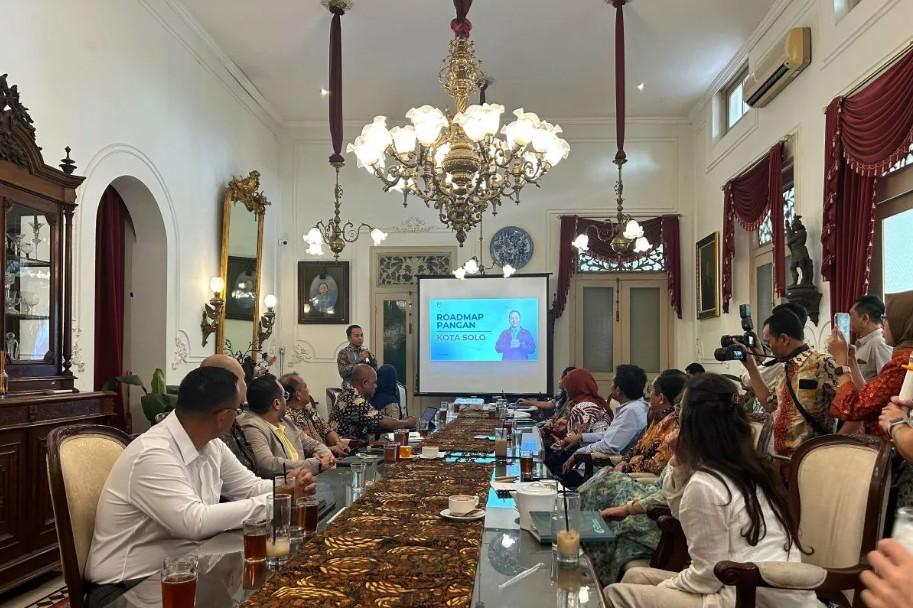 Solo Jadi Model Nasional: Nol Insiden dalam Program Makan Bergizi Gratis hingga Oktober 2025