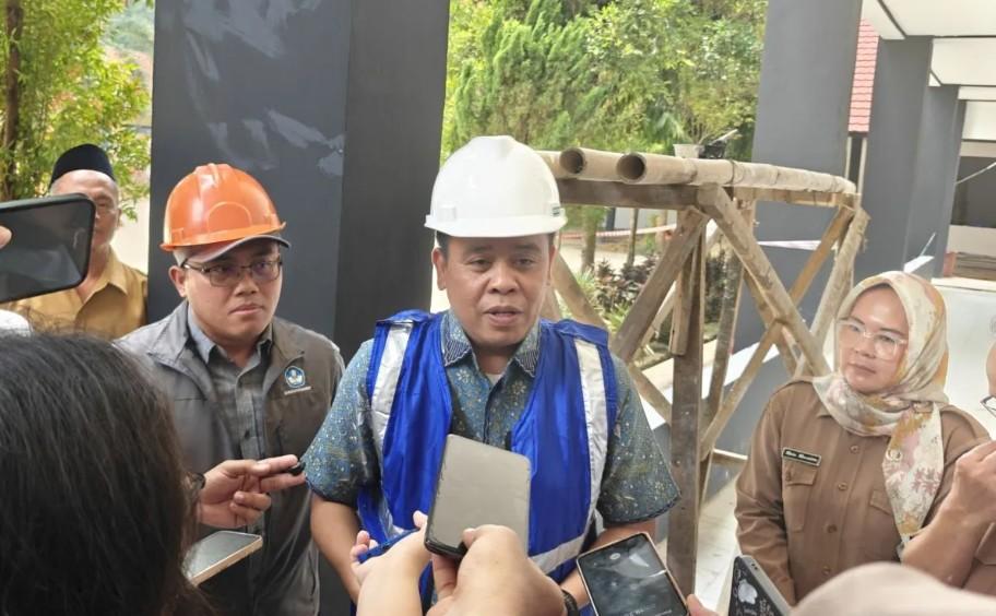 Pemerintah Pastikan SMK Swasta dan Negeri Punya Kesempatan Setara dalam Program Revitalisasi 2025