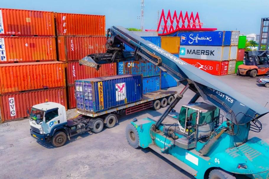 SPSL Catat Kinerja Positif hingga Agustus 2025, Freight Forwarding Tumbuh 14,44 Persen dan Layanan Trucking Lampaui Target