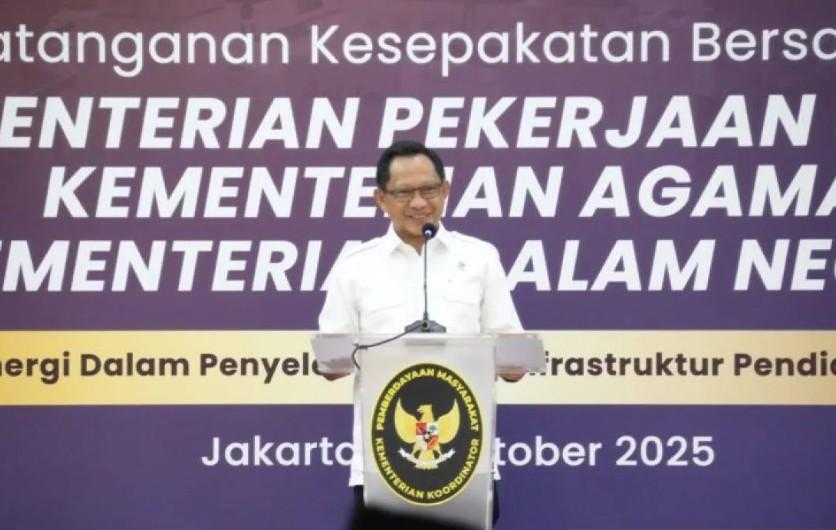 Mendagri Teken MoU Penguatan Infrastruktur Pesantren, Tegaskan Pentingnya Kelayakan Bangunan