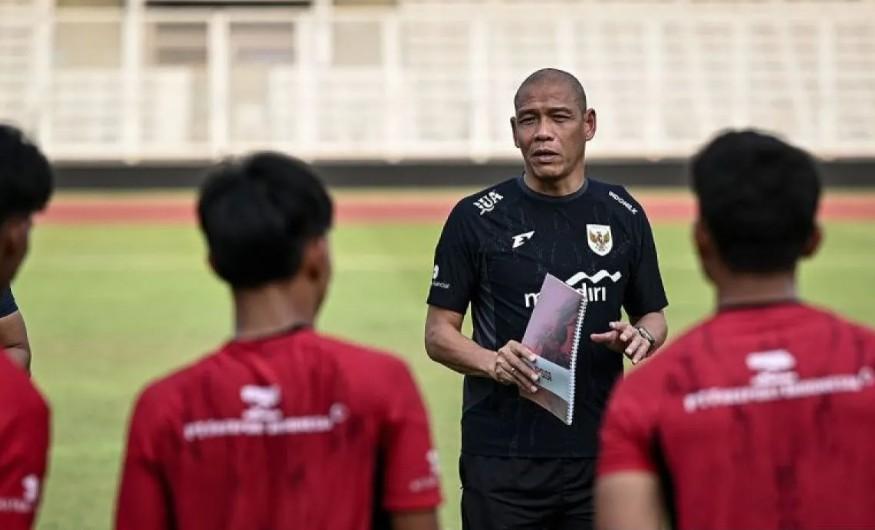 Timnas U17 Jalani Pemusatan Latihan Jelang Piala Dunia 2025, Nova Arianto Fokus Bangun Mental Pemain