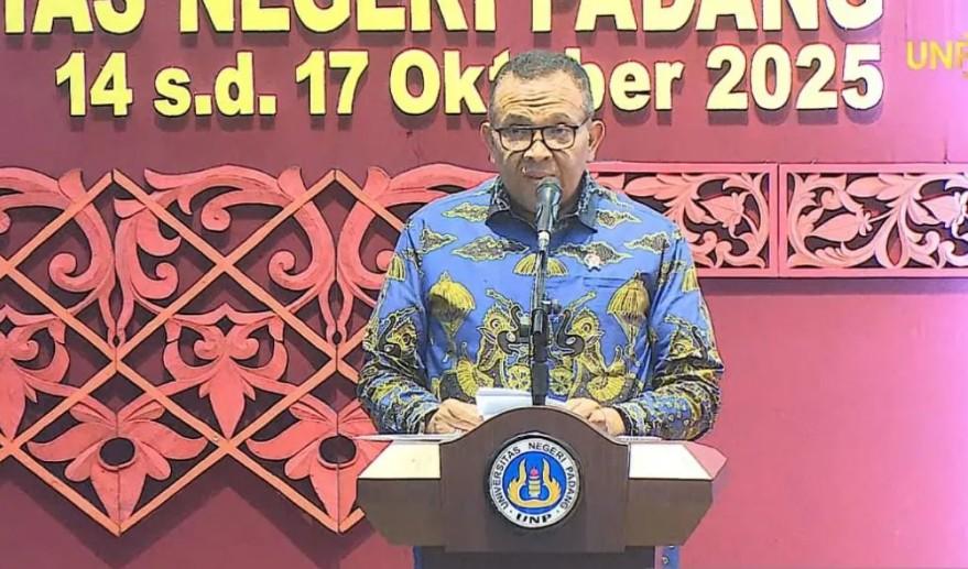 Wamenaker Luncurkan Program Magang Nasional untuk 20.000 Lulusan Perguruan Tinggi, Berlaku Enam Bulan Mulai Hari Ini