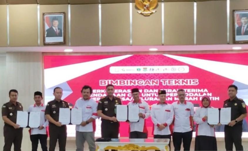 Menkop Minta Pemda Siapkan Lahan untuk Gudang dan Gerai Kopdes Merah Putih Mulai Oktober 2025