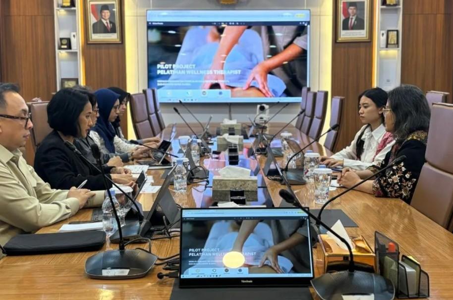 Pemerintah Luncurkan Program Pelatihan Wellness Therapist untuk Pekerja Migran, Siap Ditempatkan di Maladewa dan Sri Lanka