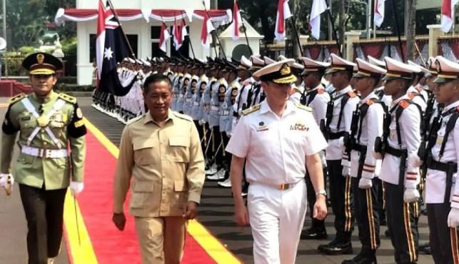 Wamenhan Donny Ermawan Sambut Panglima Militer Australia dengan Upacara Kenegaraan di Jakarta