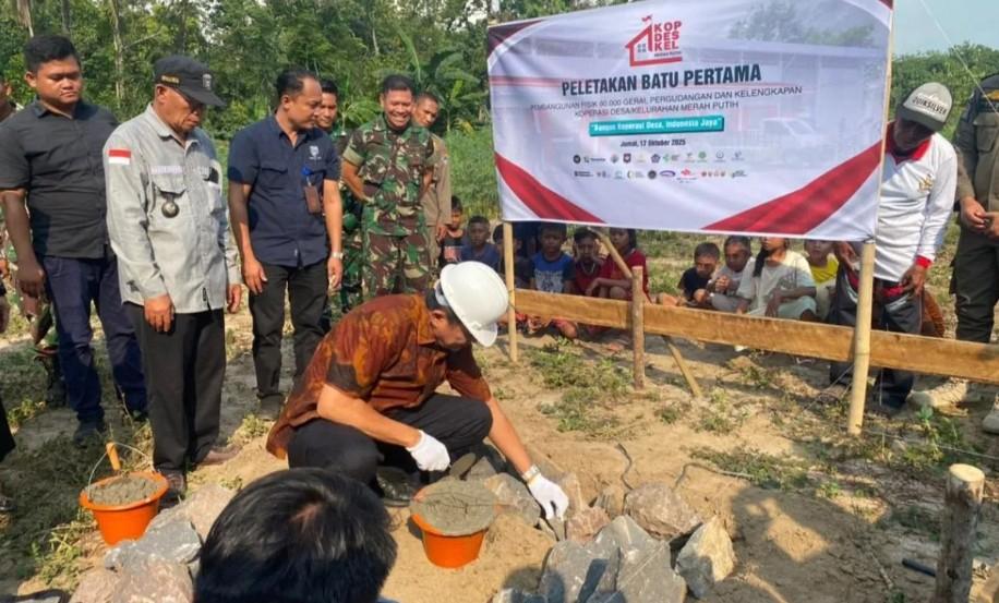 OKU Timur Jadi Titik Fokus Nasional, Gerai Koperasi Merah Putih Dibangun di Desa Negeri Ratu
