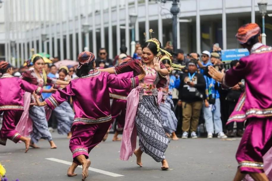 Karnaval Asia Afrika 2025 di Bandung Gaet Ribuan Warga dan Delegasi Internasional