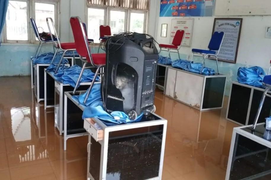 Empat Sekolah di Aceh Jaya Lumpuh Akibat Banjir Luapan Sungai, Ribuan Warga Terdampak