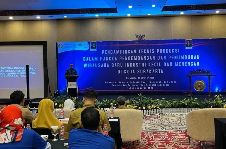 Muhammad Hatta Dorong IKM Naik Kelas Lewat Pelatihan Perizinan dan Pendampingan Produksi di Solo