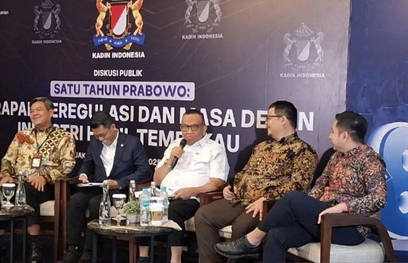Wamenaker Pertimbangkan Cukai Rokok untuk Asuransi Pekerja, Wamenperin Soroti Tantangan Industri Hasil Tembakau