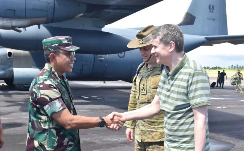 TNI AU dan Australia Perkuat Kerja Sama Pertahanan Lewat Kunjungan ke Lanud Leo Wattimena