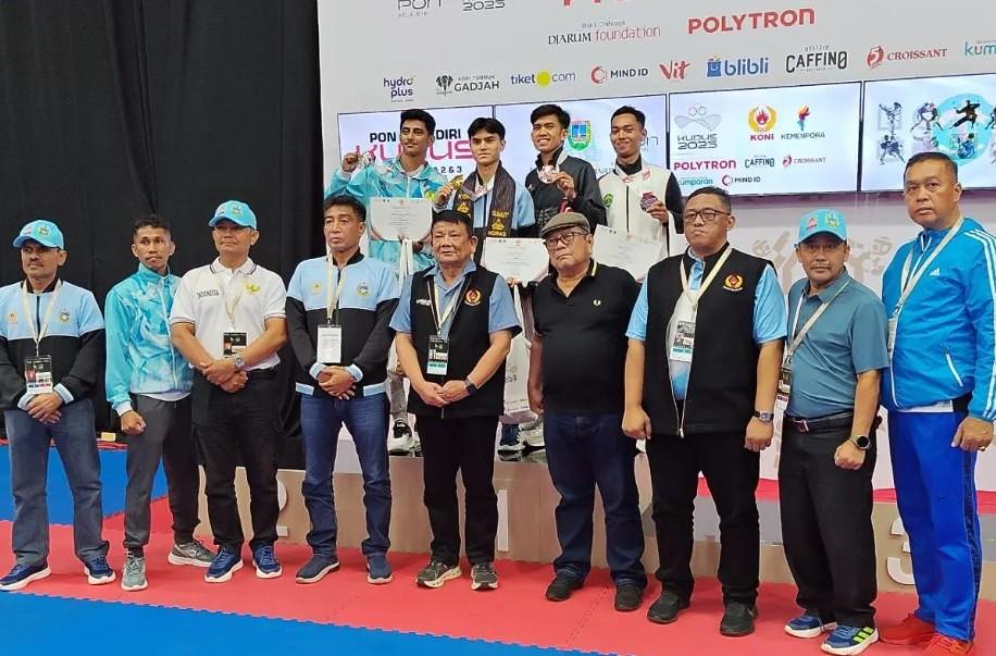 Karateka Rizky Lawyer Persembahkan Emas untuk Sumut di Final Dramatis PON Bela Diri 2025