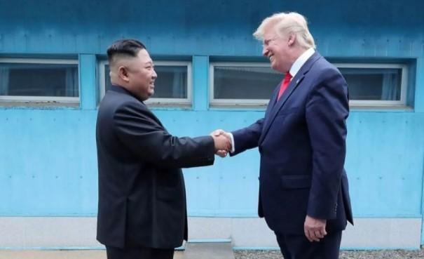 Trump Tak Jadwalkan Pertemuan dengan Kim Jong-un dalam Kunjungan ke Asia, Namun Tetap Terbuka untuk Dialog