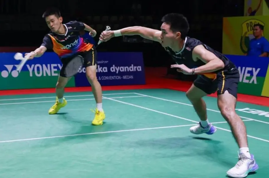 Raymond Indra dan Nikolaus Joaquin Lolos ke Final Indonesia Masters II 2025 Usai Kalahkan Rekan Senegara