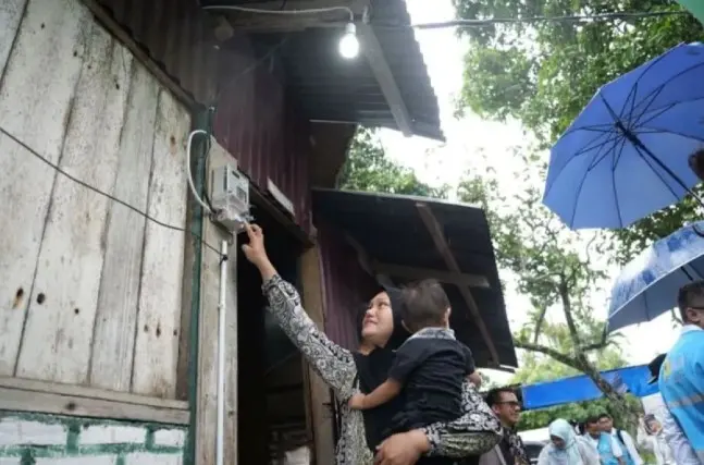 Peringati Hari Listrik Nasional ke-80, PLN Hadirkan Terang untuk Warga Prasejahtera di Sabang