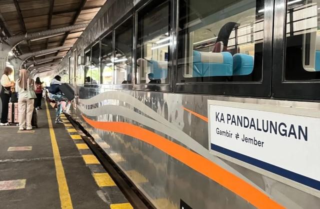 KA Pandalungan Terlambat 10 Jam Akibat Anjloknya KA Purwojaya, KAI Beri Kompensasi Penumpang