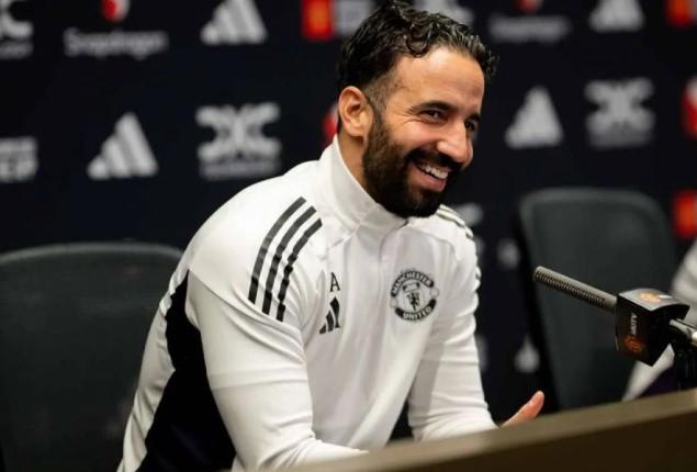 Ruben Amorim Puji Penampilan Sempurna Manchester United Usai Kalahkan Brighton 4-2