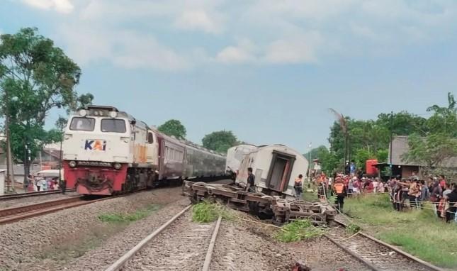 Imbas Anjloknya KA Purwojaya, KAI Daop 2 Bandung Batalkan Perjalanan dan Alami Keterlambatan Sejumlah Kereta