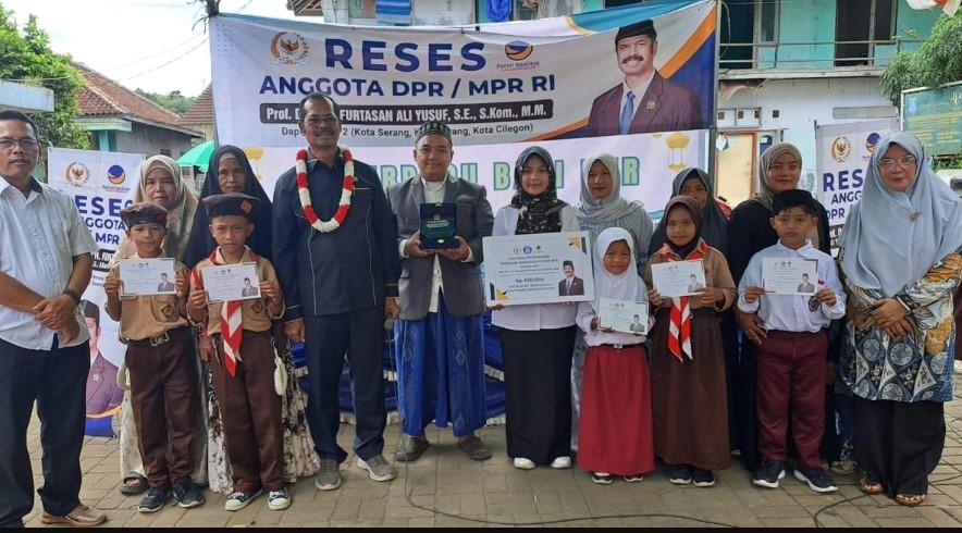 Anggota DPR RI Furtasan Ali Yusuf Menyoroti Bangunan Tidak Layak di Ponpes Bani Nur dan Janjikan Revitalisasi