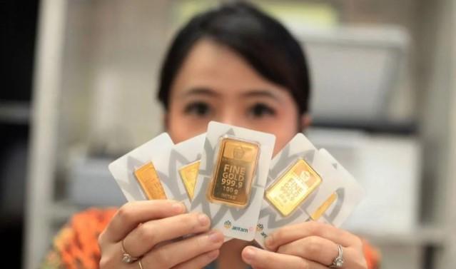 Harga Emas Pegadaian Turun Tipis per 26 Oktober 2025, Antam Masih Tidak Tersedia