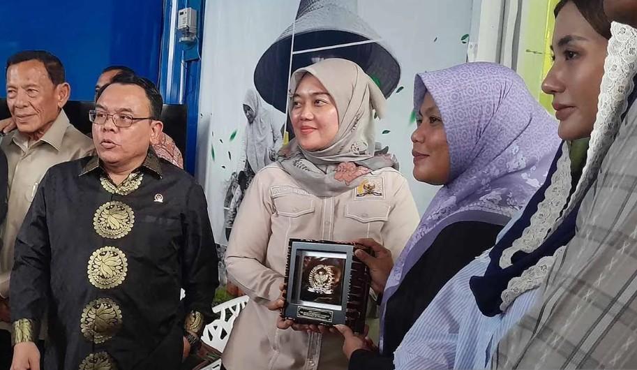Wakil Ketua Komisi VII DPR Dukung Langkah Menteri Keuangan Berantas Mafia Impor Tekstil Ilegal