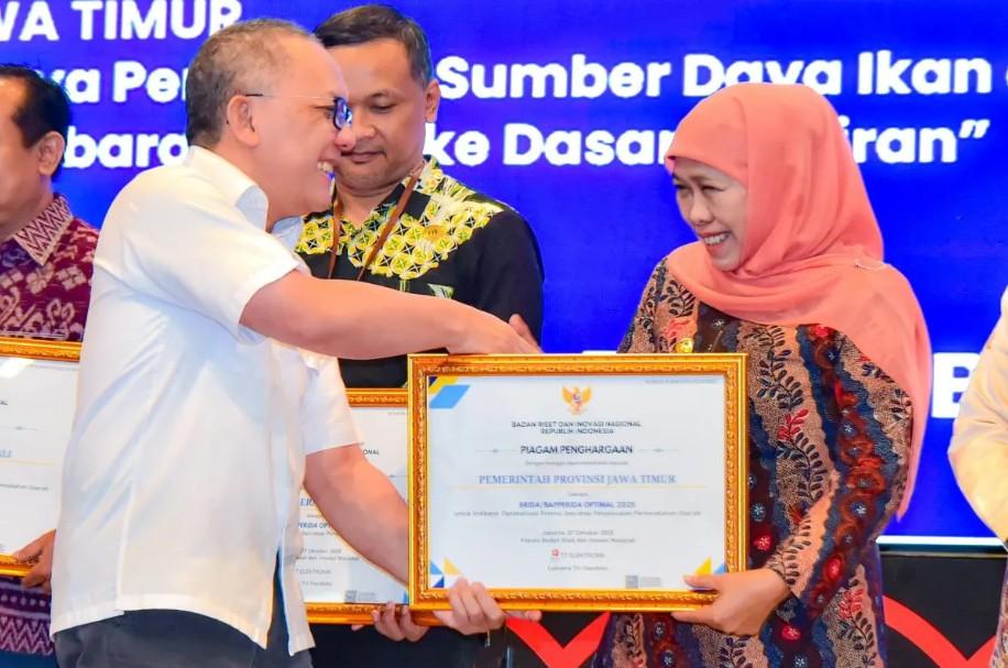 Jawa Timur Raih Penghargaan BRIDA Optimal 2025 Berkat Kebijakan Pembangunan Berbasis Riset