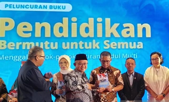 Mendikdasmen Ajak Generasi Muda Bangga Berbahasa Indonesia di Peringatan Sumpah Pemuda ke-97