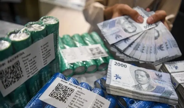 Rupiah Menguat Tipis ke Level Rp16.618 per Dolar AS pada Pembukaan Perdagangan Selasa Pagi
