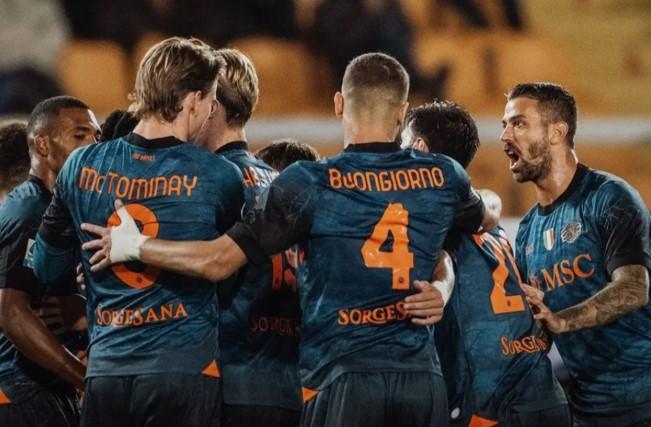 Napoli Kalahkan Lecce 1-0, Anguissa Antar Partenopei Kokoh di Puncak Klasemen